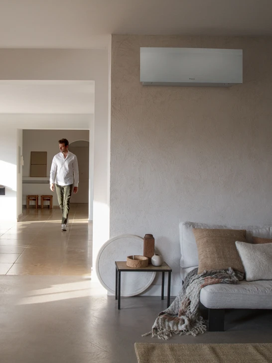 Climatisation réversible dans un couloir